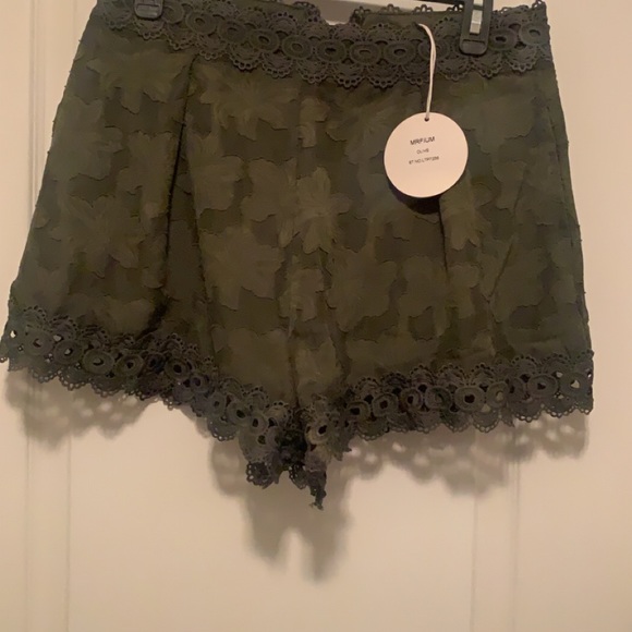 Olive Green short set - Picture 4 of 4